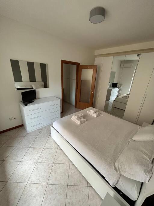Cozy Apartment San Siro - Fiera Milano Ngoại thất bức ảnh